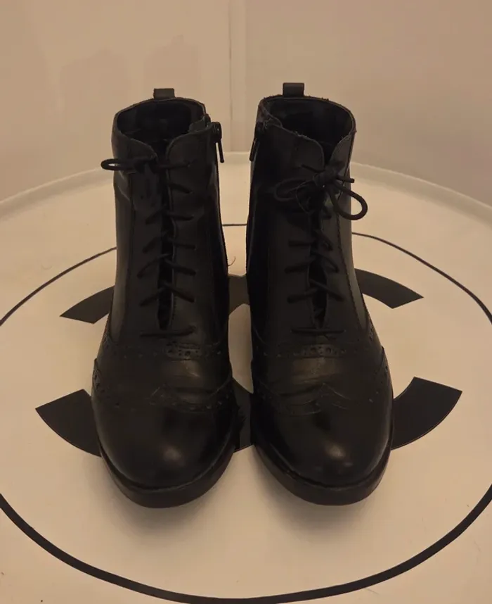 Boots richelieu en cuir noir Ellen Blake – Pointure 38 – Excellent état - photo numéro 2
