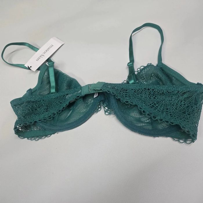 Soutien gorge dentelle neuf - photo numéro 4