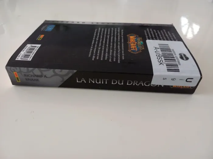 livre de poche La nuit du dragon World of warcraft - photo numéro 3