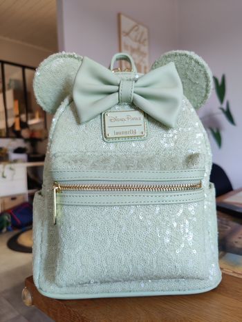 Loungefly Minnie Mint