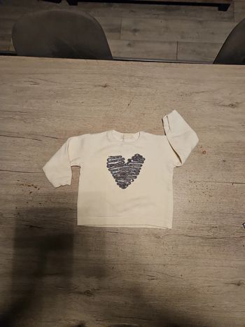 Pull blanc cassé à manches longues, avec coeur en laine gris et sequin, Zara Girls, 4 ans