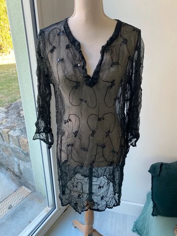 Robe de plage noire et sequins palme taille M