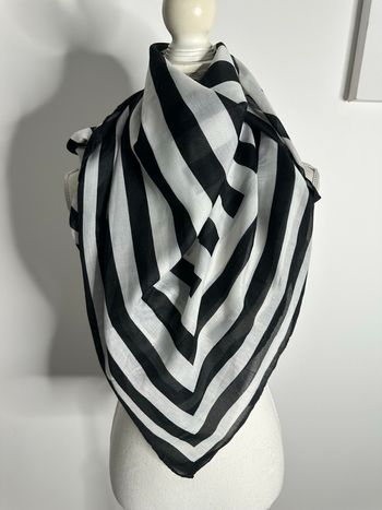 Foulard étole oversize à rayures noir et blanc 105x105cm