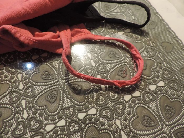 lot de 2 débardeurs orchestra taille 10 ans ATTENtion voir défaut sur le rose - photo numéro 2