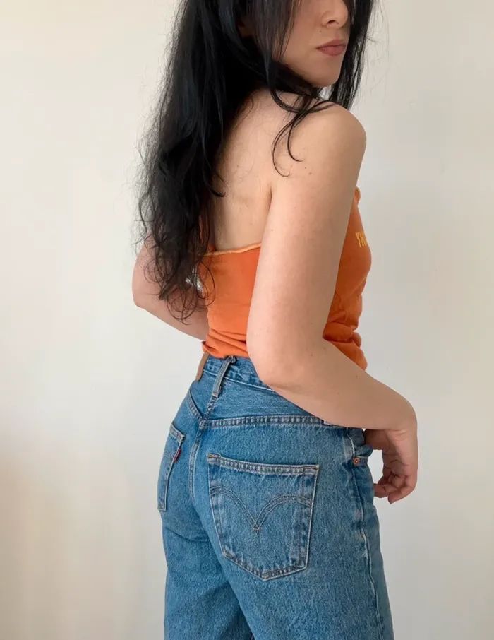 Top dos-nu années 2000 orange à détails perles taille M 🍊 - photo numéro 3
