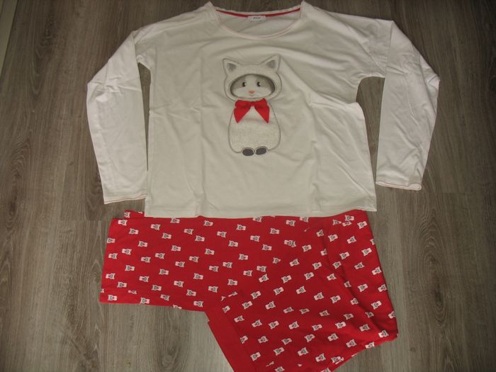ENSEMBLE PYJAMA 3 PCS : VESTE + TEE SHIRT + PANTALON "ETAM" - TAILLE L - n°01 - photo numéro 3