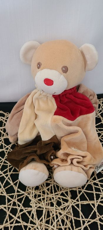 Doudou ours rouge BESTEVER
