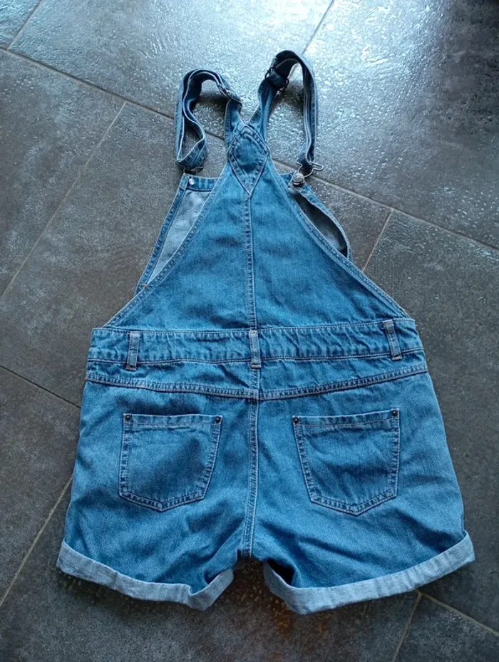 Salopette short Kiabi t.S - photo numéro 5