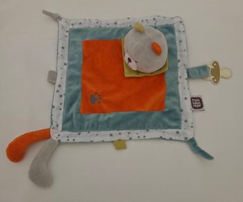 Doudou chat grelot carré plat orange ,vert et blanc etoiles - Trois kilos sept