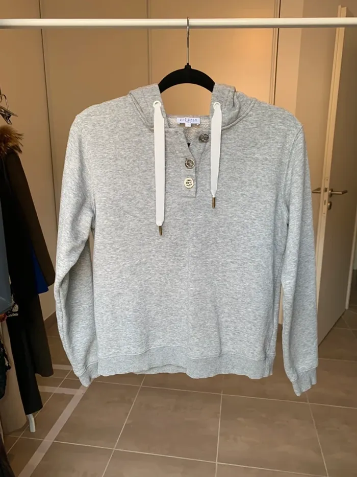 Sweat court à capuche gris comme neuf taille S Claudie Pierlot - photo numéro 2