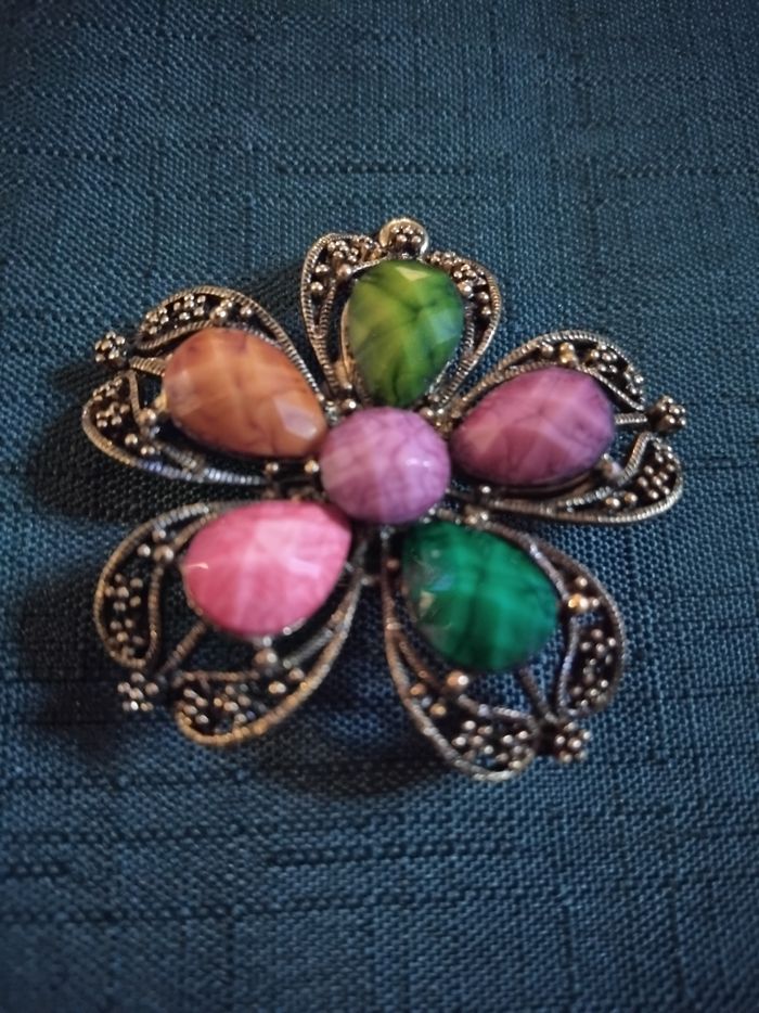 Broche no5 - photo numéro 2