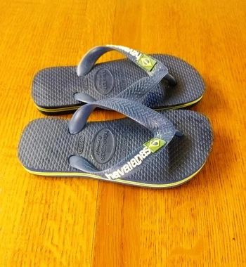 🩴 Tongs Havaianas – Taille 25/26 – Très bon état