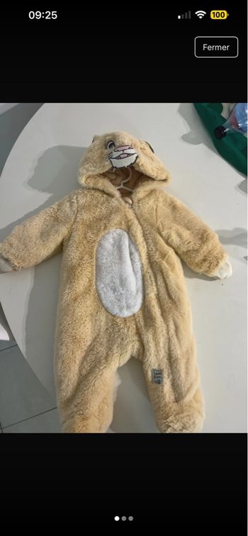 Vends combinaison Roi Lion 3-6 mois 