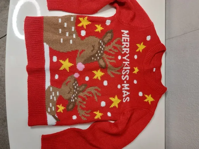 Pull de Noël rouge - photo numéro 3