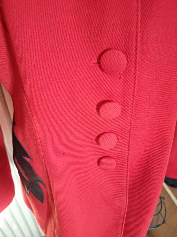 Veste vintage Karess Paris – rouge avec détails noirs – T 4 (équiv. 40/42) #F42XL-40 - photo numéro 2