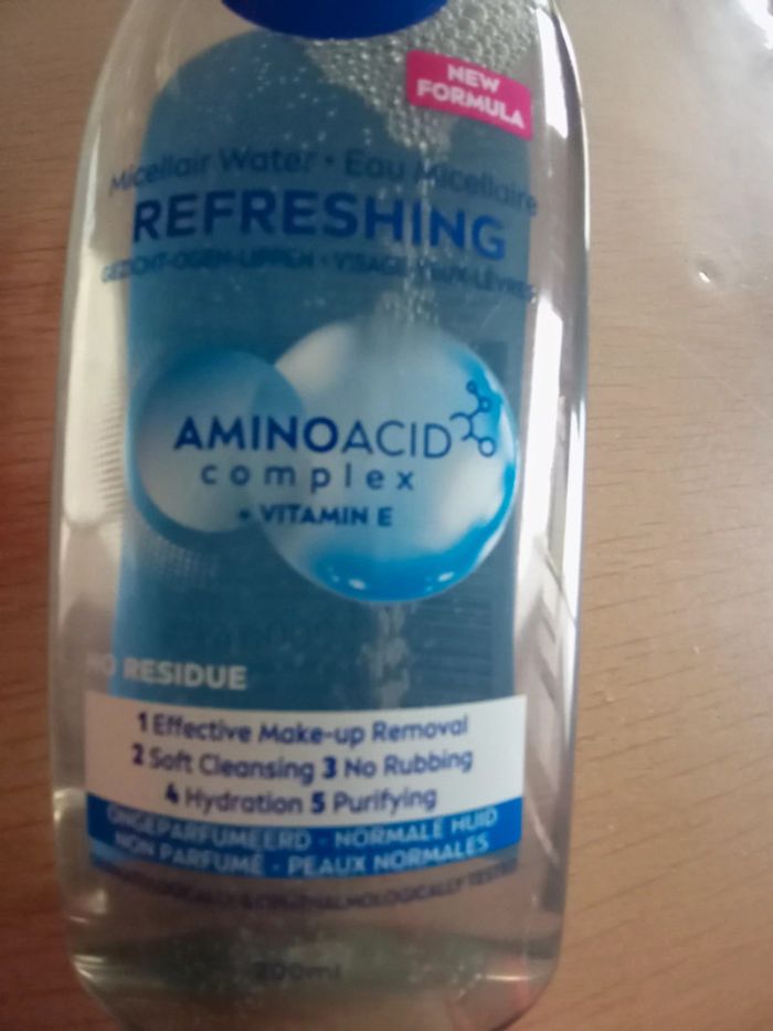 Eau micellaire Nivéa peaux normales neuve - photo numéro 2