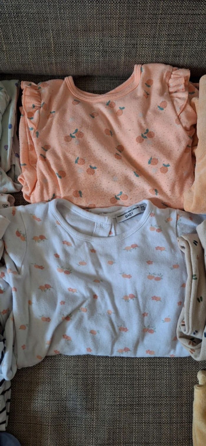 Lot de 9 pyjamas 18M - photo numéro 4