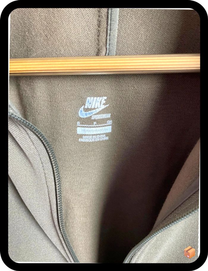 Veste Nike homme Taille S taille grand – Marron kaki – Parfait état - photo numéro 3