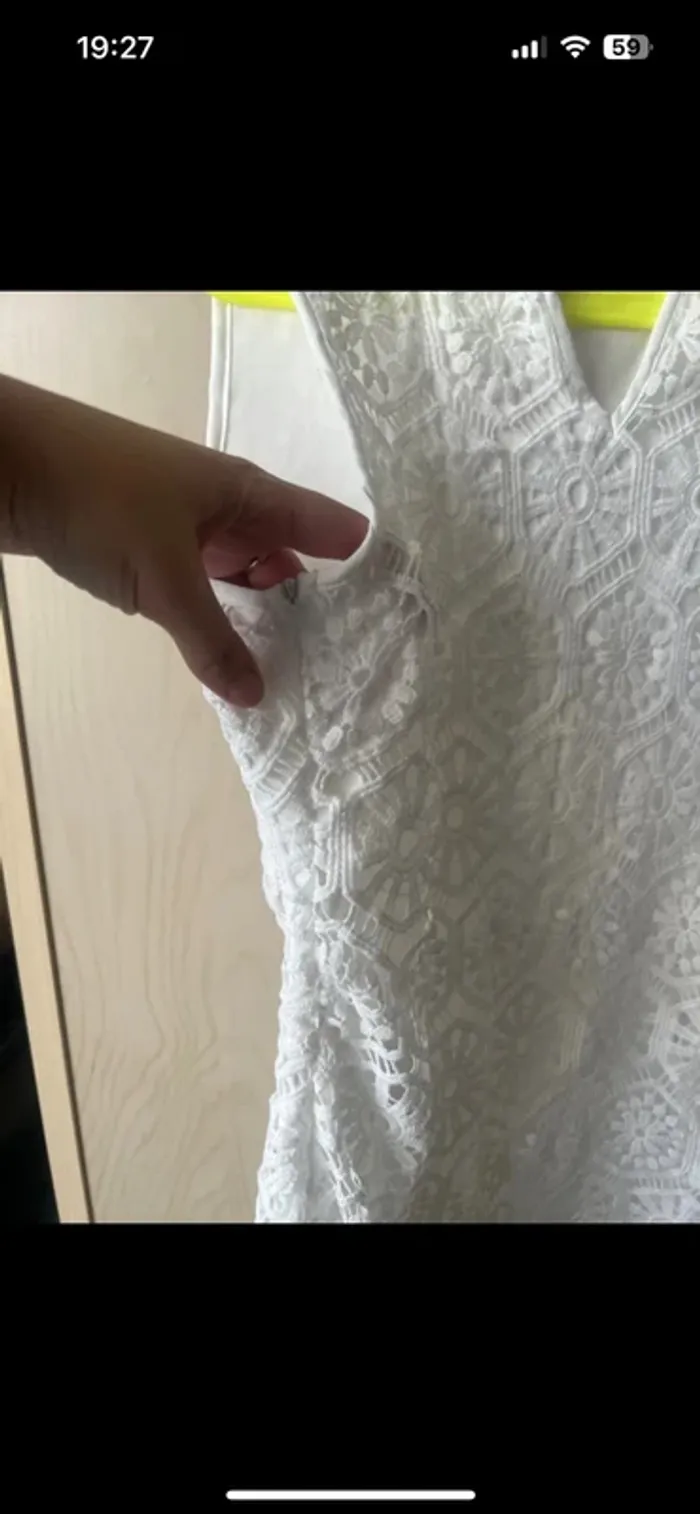 Superbe robe blanche dentelle - photo numéro 2