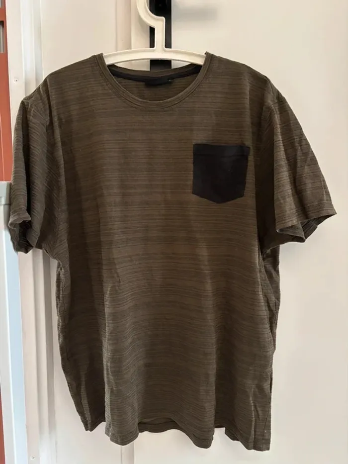 T-shirt kaki t.L tbe
