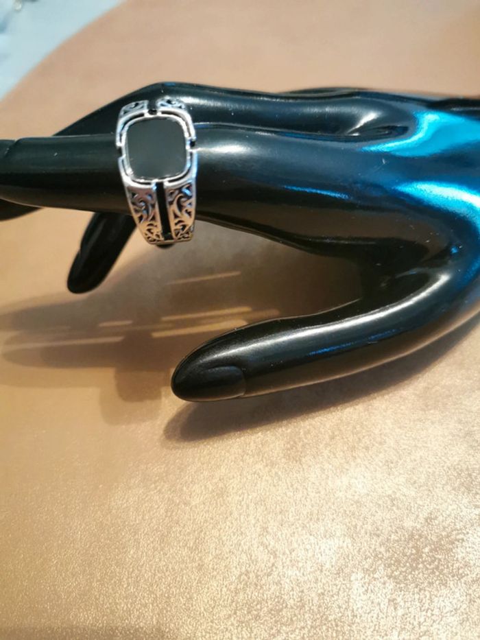 Chevalière homme tendance acier et pierre noireT11