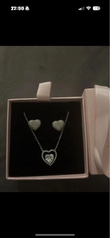 Ensemble collier et boucle d’oreille pour femme 