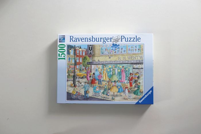 Puzzle 1500 pièces "L'avenue de la mode" Ravensburger"