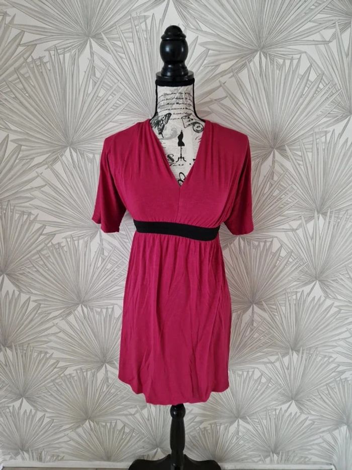 Jolie robe de maternité envie de fraise taille 36
