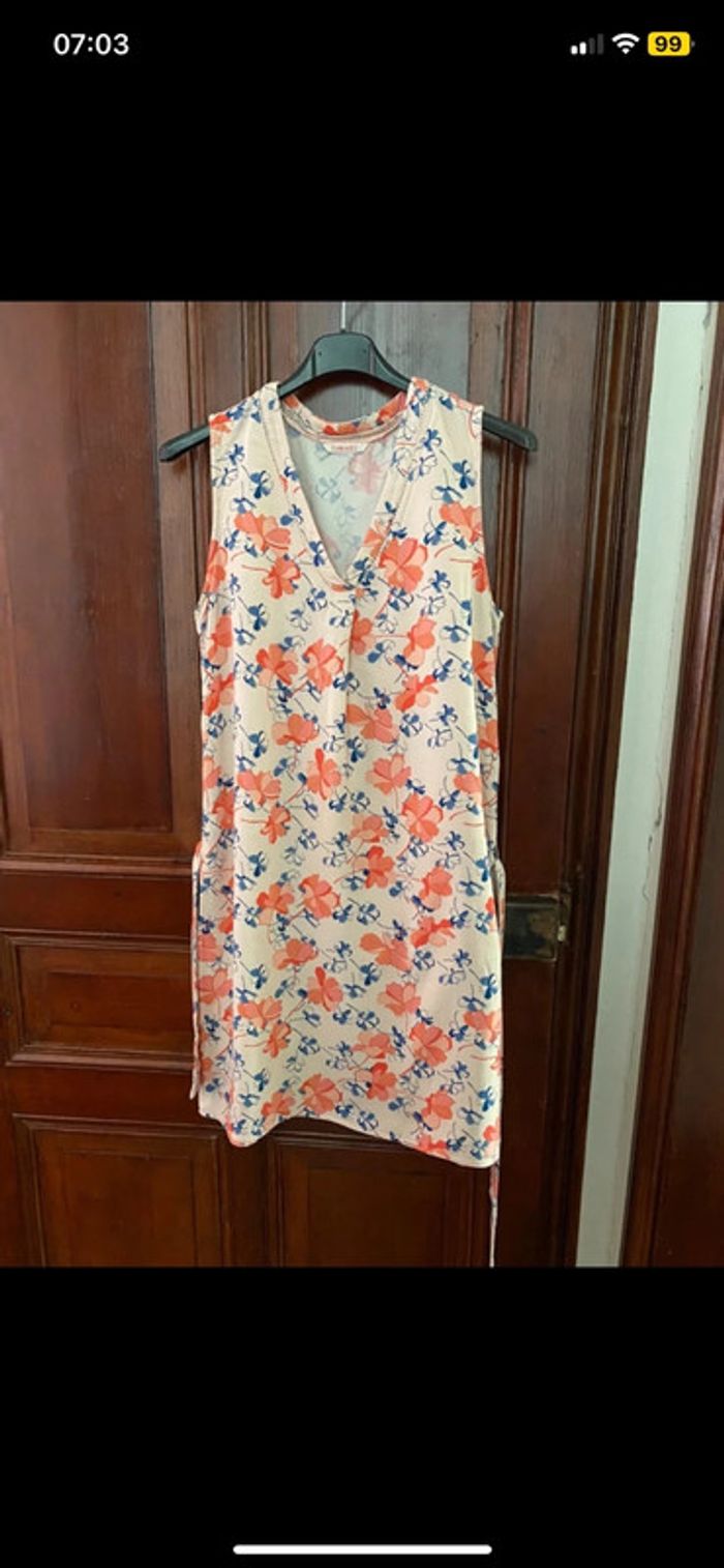 Robe à fleurs - photo numéro 3