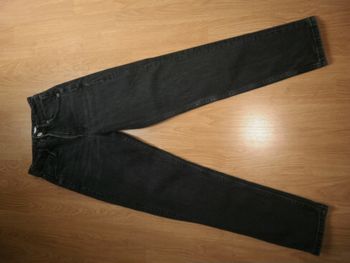 Jeans MOM noir Jeune Fille/jeune Femme T32 - Marque Zara