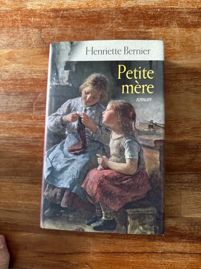 Livre Petite mère