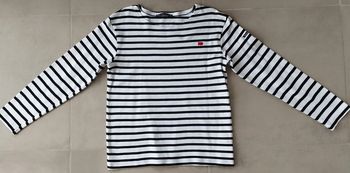 Tee-shirt fille manches longues de la marque "Week-end à la mer"en excellent état, taille 14 ans