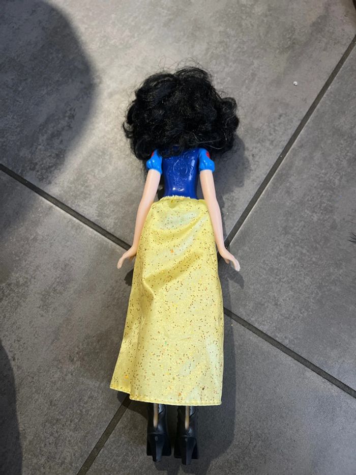 Poupée blanche neige - photo numéro 2