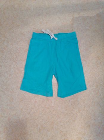Short Kiabi 8 ans