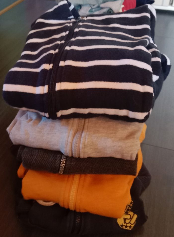 Lot de vêtements demie-saison - photo numéro 4