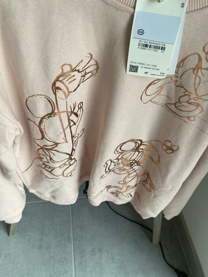 Pull sweat C&A taille S Minnie