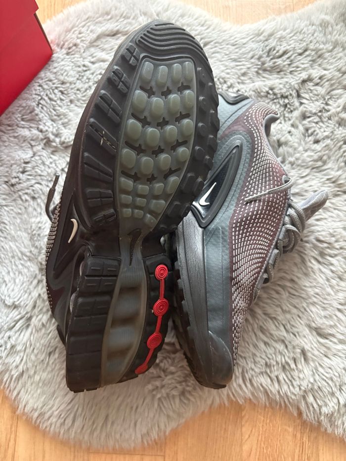 Baskets Nike air Max Dn taille | 43 - photo numéro 6