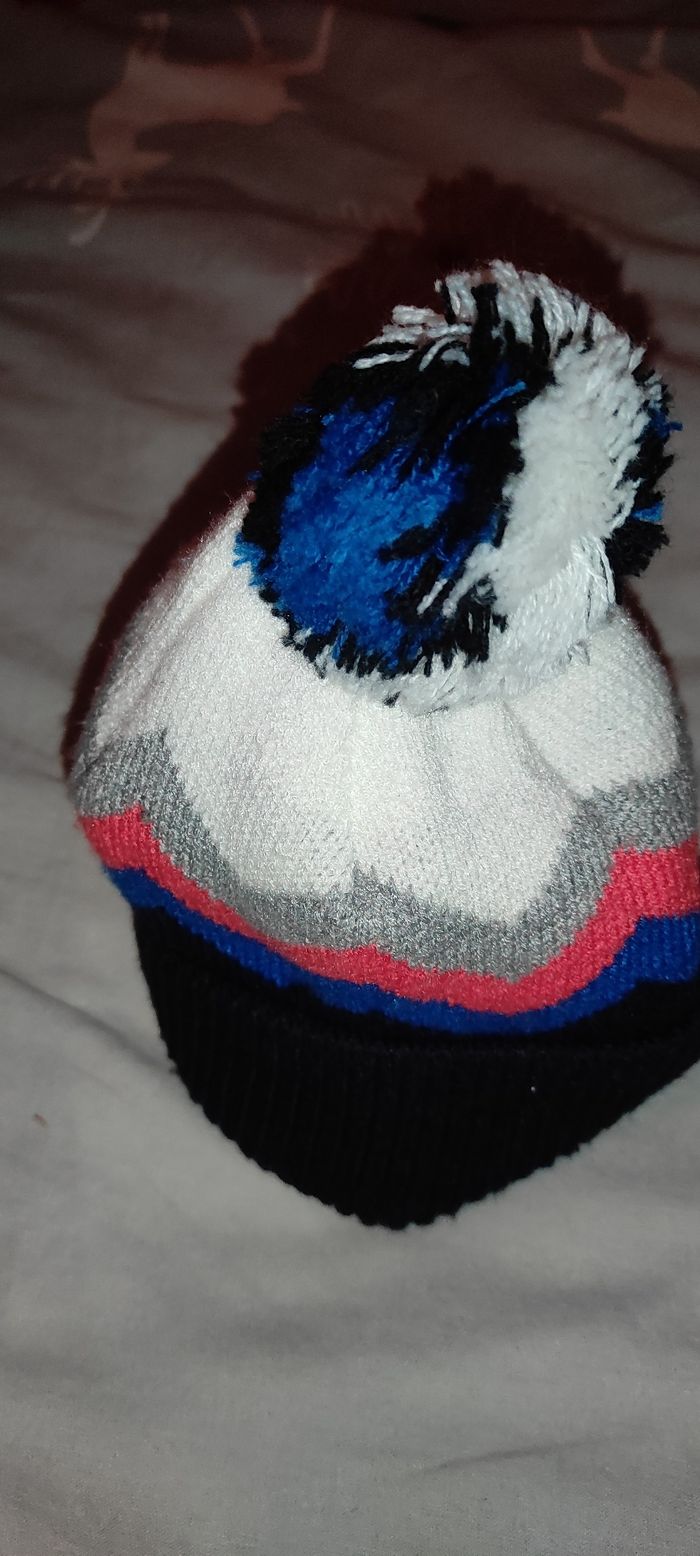 Bonnet - photo numéro 3