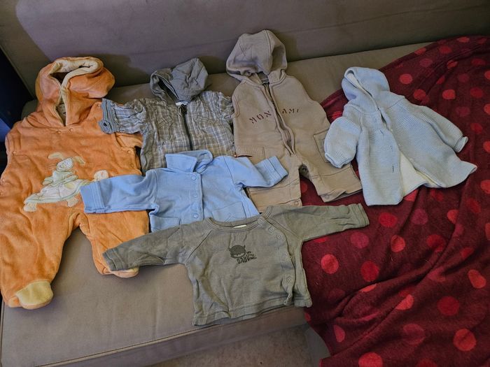 Vêtements 1 mois garçon - photo numéro 8