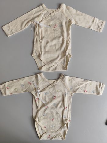 Lot 2 bodies Petit Bateau 3 mois