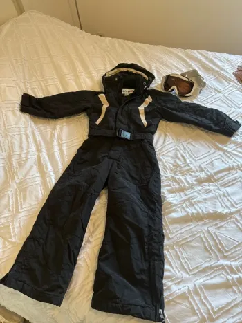 Combinaison, ski, garçon, six ans