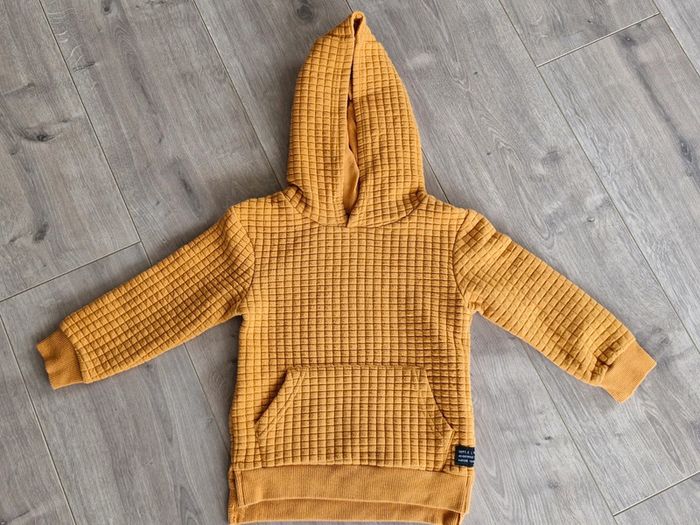 Sweat à capuche