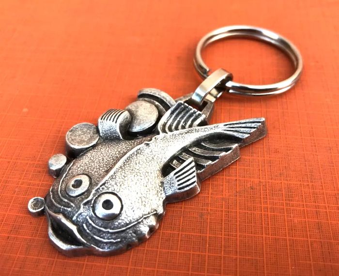 Porte-clés publicitaire Etampes (Essonne) Poissonnerie Notre-Dame - photo numéro 4