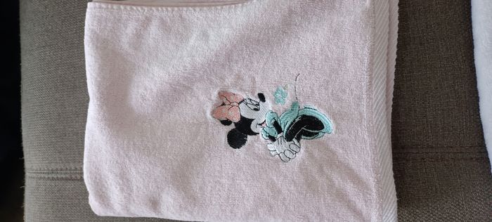 Serviettes de bain Minnie Disney - photo numéro 3