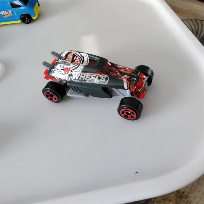 Lot de 9 voitures Hot Wheels - photo numéro 5