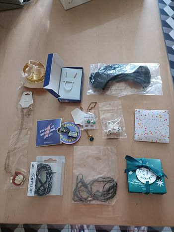 Lot de bijoux et autres My little Box
