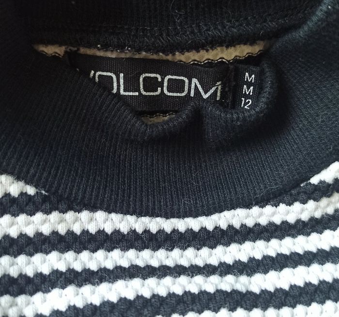 🦅 Tee-shirt à rayures Volcom taille 38  🦅 - photo numéro 5