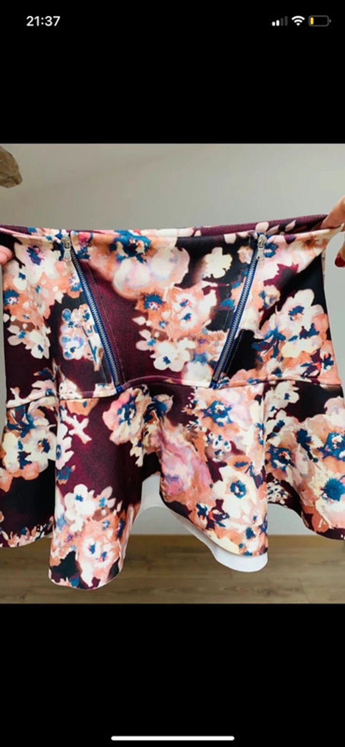 Mini-jupe fleuri taille 36 Pull&Bear - photo numéro 5