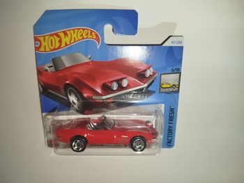 Hot Wheels '72 Stingray Convertible 2024