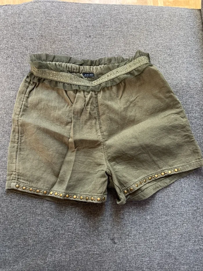 Short IKKS